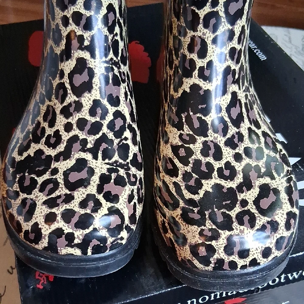 Nomad Black and Tan Leopard Women's Rain Boots - Picture 3 of 5